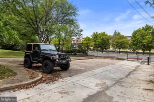 1746 Park Ave, Baltimore, MD 21217 - Photo 45