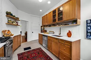 1746 Park Ave, Baltimore, MD 21217 - Photo 17