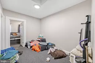 818 N Curley St, Baltimore, MD 21205 - Photo 9