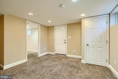 6110 Everall Avenue, Baltimore, MD 21206 - Photo 19