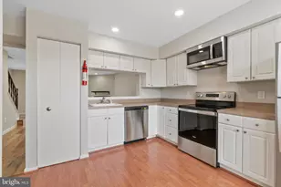 1004 Dartmouth Glen Way, Baltimore, MD 21212 - Photo 9