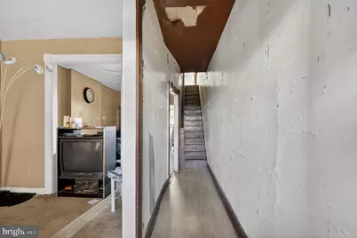 2221 W Fayette Street, Baltimore, MD 21223 - Photo 5