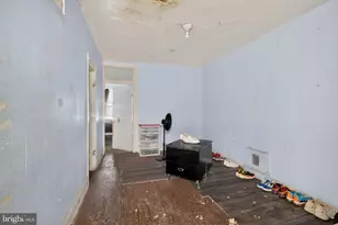 2221 W Fayette St, Baltimore, MD 21223 - Photo 13