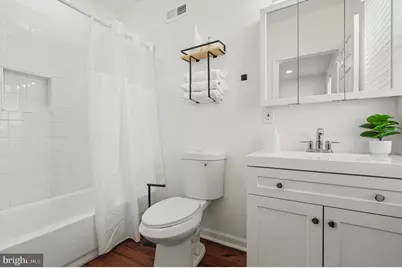 805 E 34th Street, Baltimore, MD 21218 - Photo 15