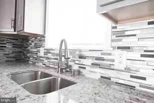 2624 Llewelyn Ave, Baltimore, MD 21213 - Photo 7