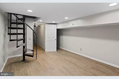 3924 Reisterstown Road, Baltimore, MD 21215 - Photo 13