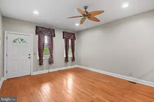 3924 Reisterstown Rd, Baltimore, MD 21215 - Photo 3