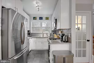 312 Eastway Ct, Baltimore, MD 21212 - Photo 15