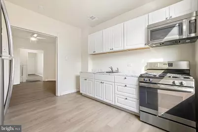 2427 E Lanvale Street, Baltimore, MD 21213 - Photo 9