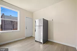 2427 E Lanvale St, Baltimore, MD 21213 - Photo 11