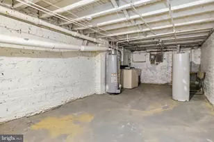 2427 E Lanvale St, Baltimore, MD 21213 - Photo 27