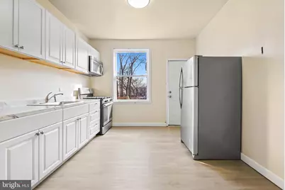 2427 E Lanvale Street, Baltimore, MD 21213 - Photo 7
