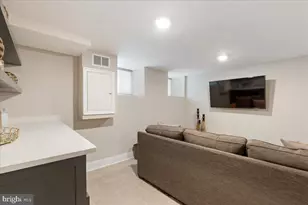 1532 N Broadway, Baltimore, MD 21213 - Photo 15