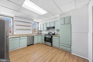 343 Font Hill Ave, Baltimore, MD 21223 - Photo 9