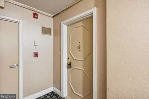 7121 Park Heights Ave, Baltimore, MD 21215 - Photo 27