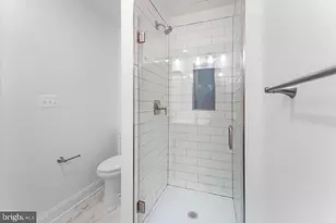 109 S Fulton Ave, Baltimore, MD 21223 - Photo 17