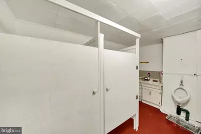 920 Whitmore Avenue, Baltimore, MD 21216 - Photo 15