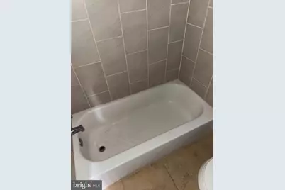 216 S Clinton Street, Baltimore, MD 21224 - Photo 39