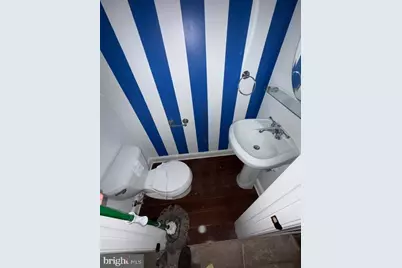 216 S Clinton Street, Baltimore, MD 21224 - Photo 47