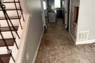 216 S Clinton St, Baltimore, MD 21224 - Photo 15