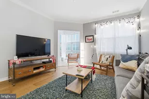 23 Pierside Dr, Baltimore, MD 21230 - Photo 3