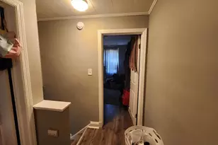 2733 Bookert Dr, Baltimore, MD 21225 - Photo 9