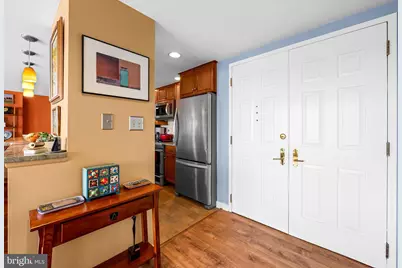 250 President Street S #909, Baltimore, MD 21202 - Photo 3
