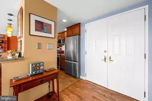 250 President Street S, Baltimore, MD 21202 - Photo 3