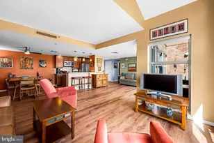 250 President Street S, Baltimore, MD 21202 - Photo 11