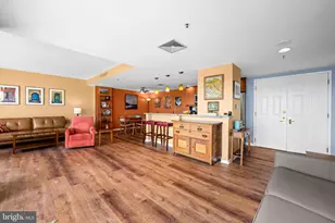 250 President Street S, Baltimore, MD 21202 - Photo 9