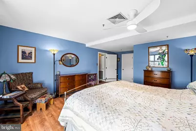 250 President Street S #909, Baltimore, MD 21202 - Photo 31