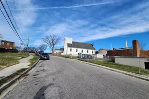 2710 Woodview Rd, Baltimore, MD 21225 - Photo 5