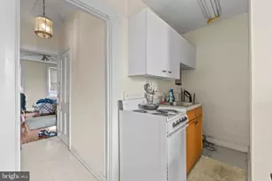 2708 Maryland Ave, Baltimore, MD 21218 - Photo 11