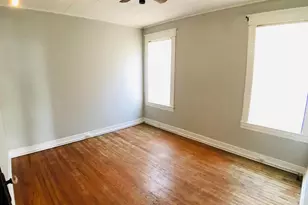 313 E 33rd St, Baltimore, MD 21218 - Photo 9