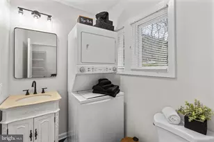 702 Deepdene Rd, Baltimore, MD 21210 - Photo 23