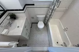 3217 Shannon Dr, Baltimore, MD 21213 - Photo 9