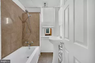 2920 Parkwood Ave, Baltimore, MD 21217 - Photo 15