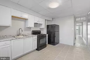 1934 W Lafayette Ave, Baltimore, MD 21217 - Photo 21