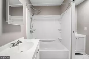 4626 Frederick Ave, Baltimore, MD 21229 - Photo 19