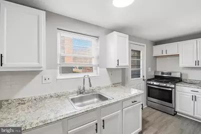 4626 Frederick Avenue, Baltimore, MD 21229 - Photo 11