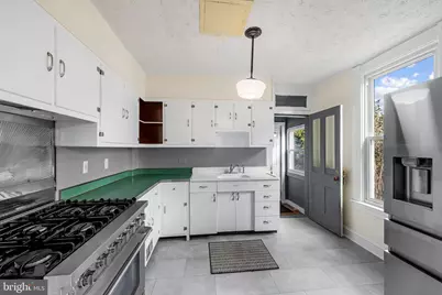 304 W Cold Spring Lane, Baltimore, MD 21210 - Photo 11