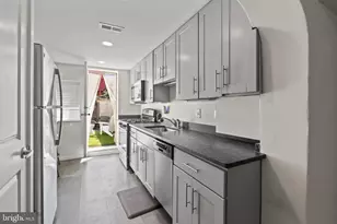 519 S Chapel St, Baltimore, MD 21231 - Photo 9