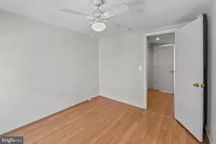 519 S Chapel St, Baltimore, MD 21231 - Photo 15