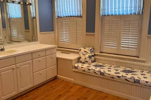 2033 E Pratt St, Baltimore, MD 21231 - Photo 5