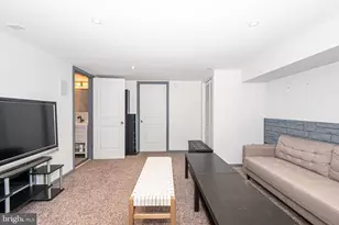 5538 Whitwood Rd, Baltimore, MD 21206 - Photo 13