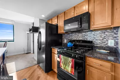 414 Water Street #2202, Baltimore, MD 21202 - Photo 13