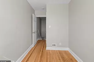 6929 Bank St, Baltimore, MD 21224 - Photo 19