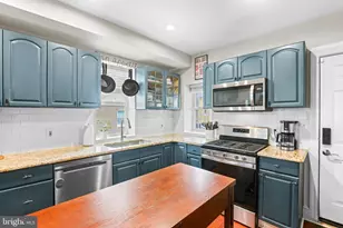 1811 Gough St, Baltimore, MD 21231 - Photo 9