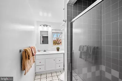 4202 Roland Ave #208, Baltimore, MD 21210 - Photo 31