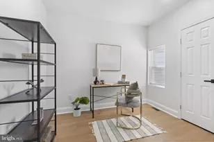 1631 E Oliver St, Baltimore, MD 21213 - Photo 17